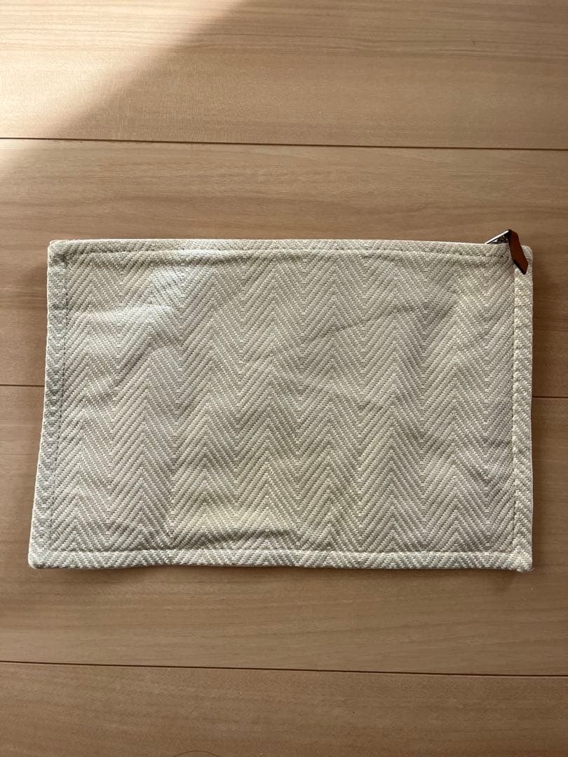 HERMES Bain ホワイトクラッチバッグ