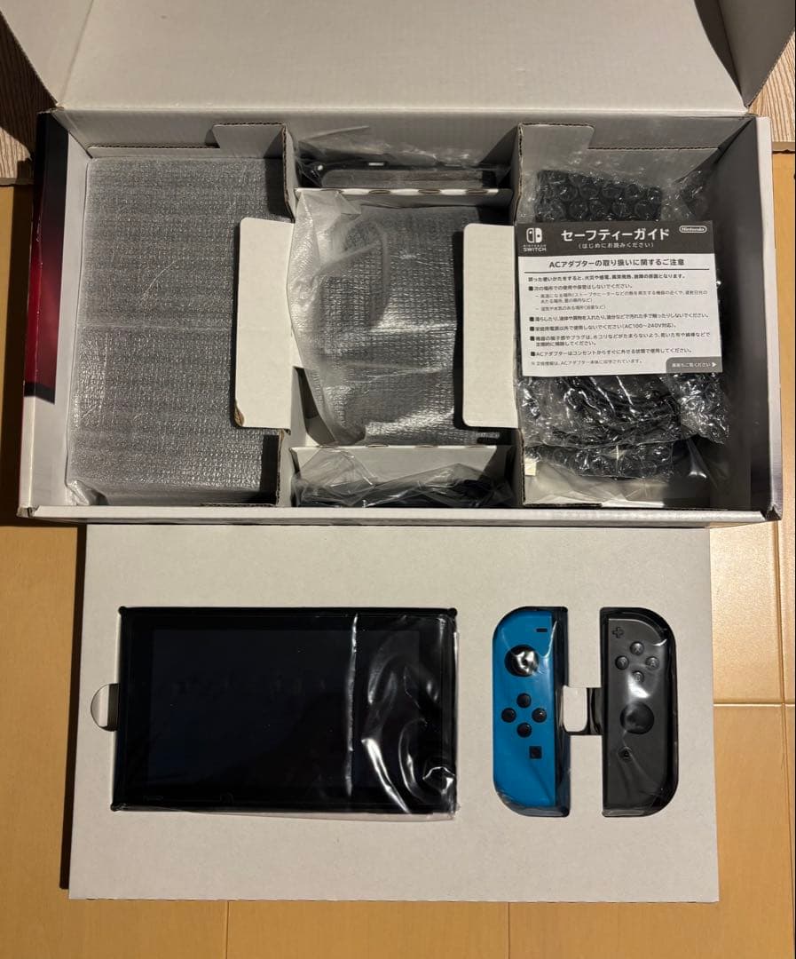 【美品・完品】 Nintendo Switch ブルー/グレー