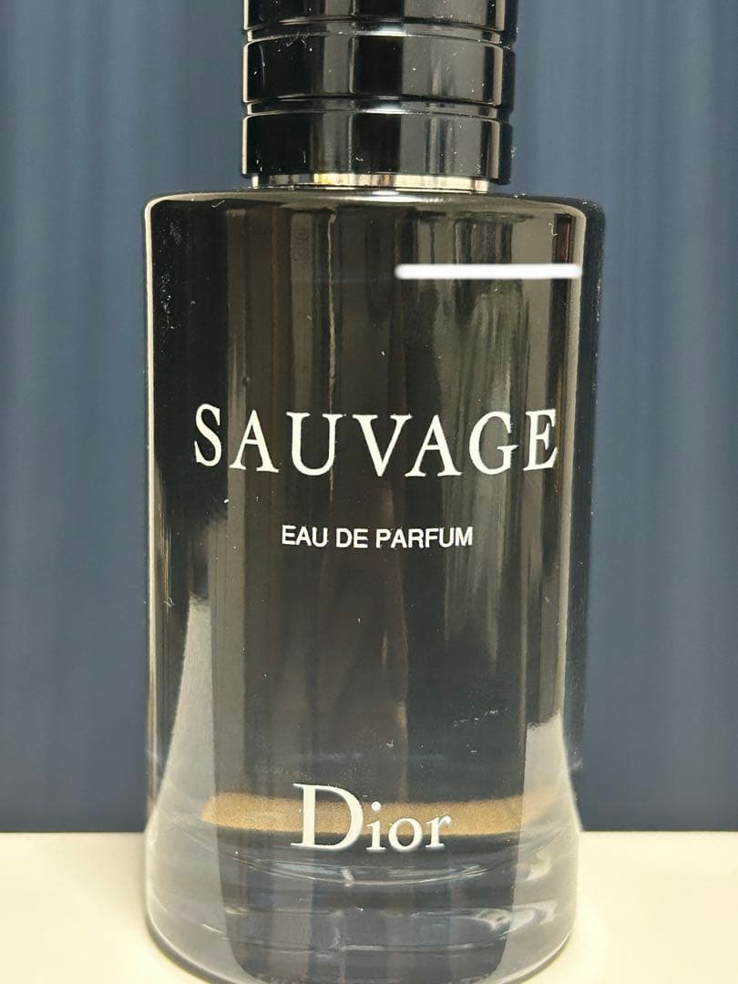 dior ソヴァージュ　オードゥパルファン