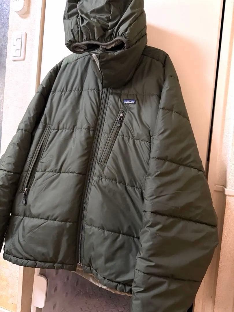 patagonia パタゴニア　パフジャケット　カーキ　MARS サイズXL