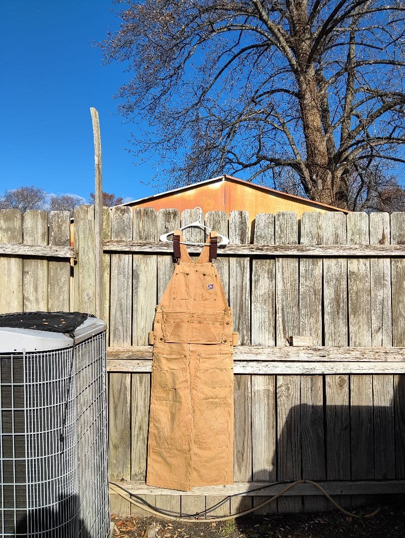 オーバーオール　ダブルニーカンガルーエプロン付き