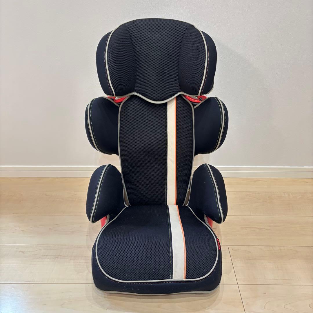 【良品】ジュニアシート トヨタ純正 TOYOTA 3歳～12歳 TAKATA