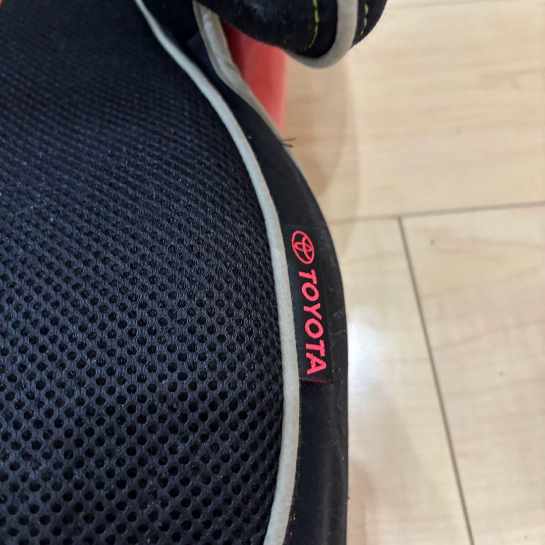 【良品】ジュニアシート トヨタ純正 TOYOTA 3歳～12歳 TAKATA