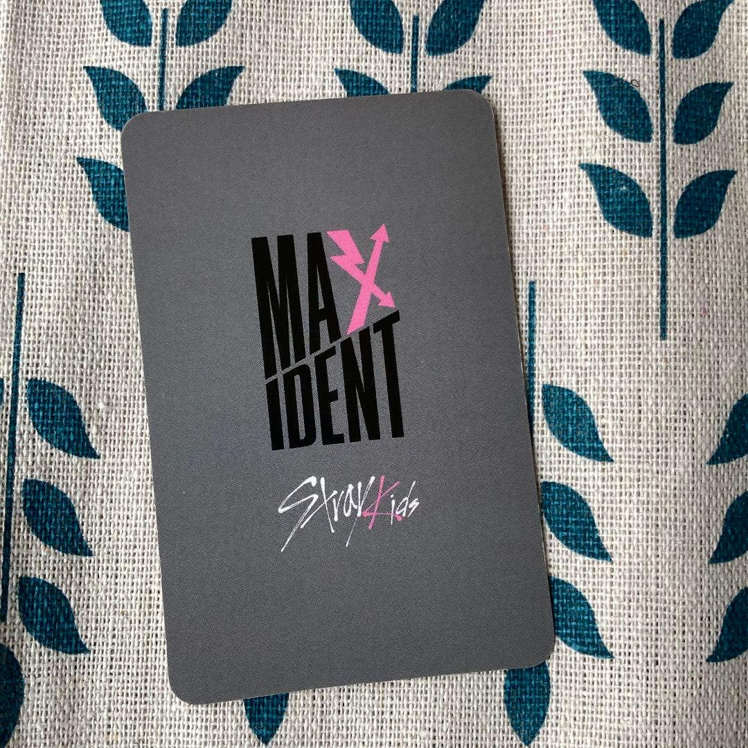 韓国 StrayKids MAXIDENT 4回 限定アイエントレカ