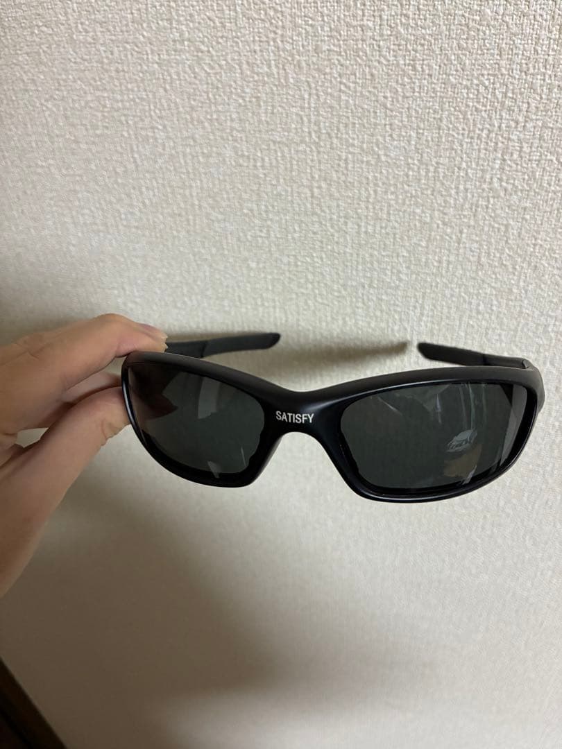 小物 SATISFY Oakley Straight Jacket