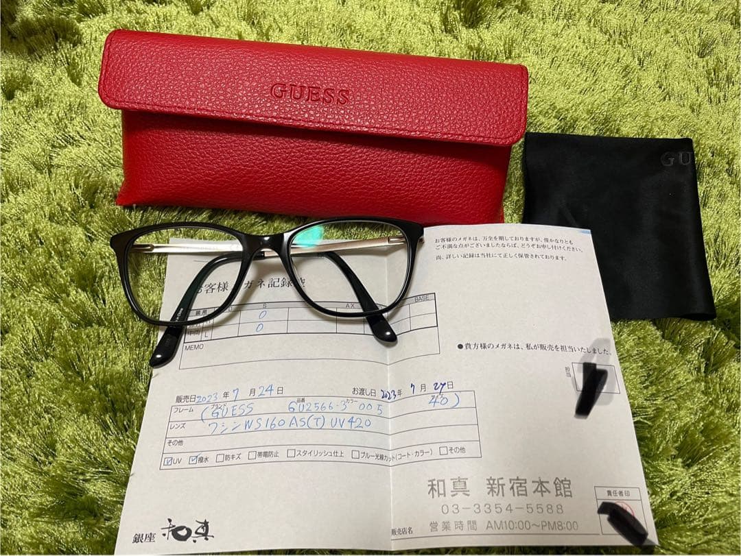 GUESS UVカット420