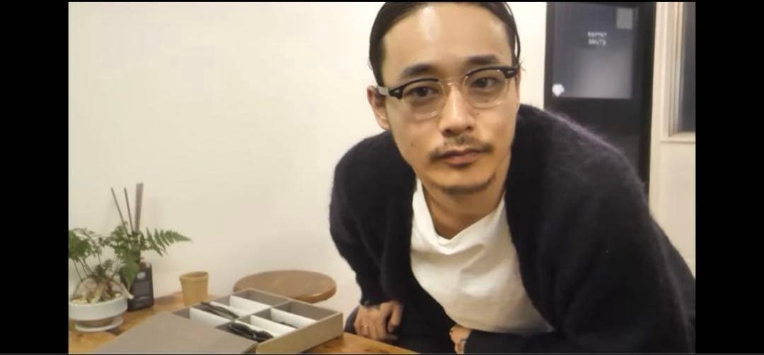 美品タートオプティカル　tart optical アーネル　44-20 山田レン