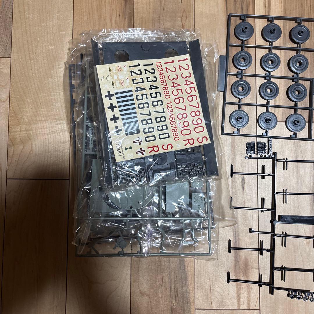 1/25 ドイツ陸軍重戦車タイガーI型　タミヤ