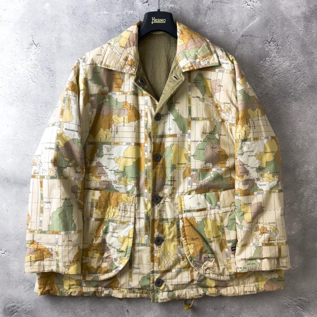 ド*ん様 貴重 HAI ハイ イッセイミヤケ 世界地図 リバーシブル 中綿 ジャ