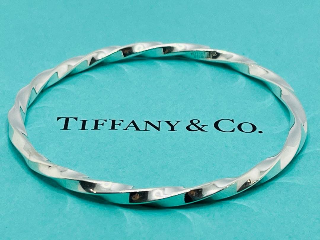 h152 美品　希少　ティファニー　ナイフエッジ　ツイスト　バングル　925