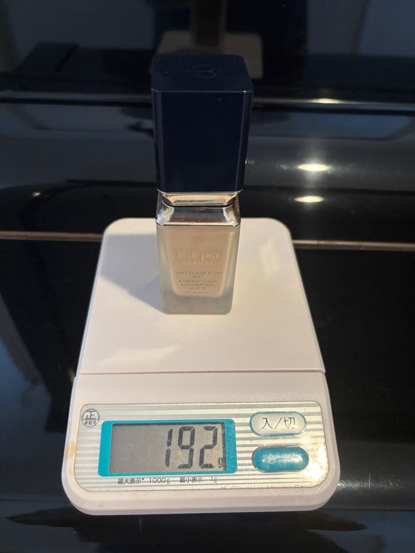 クレ・ド・ポー ボーテ タンフリュイドエクラ マット　オークル10