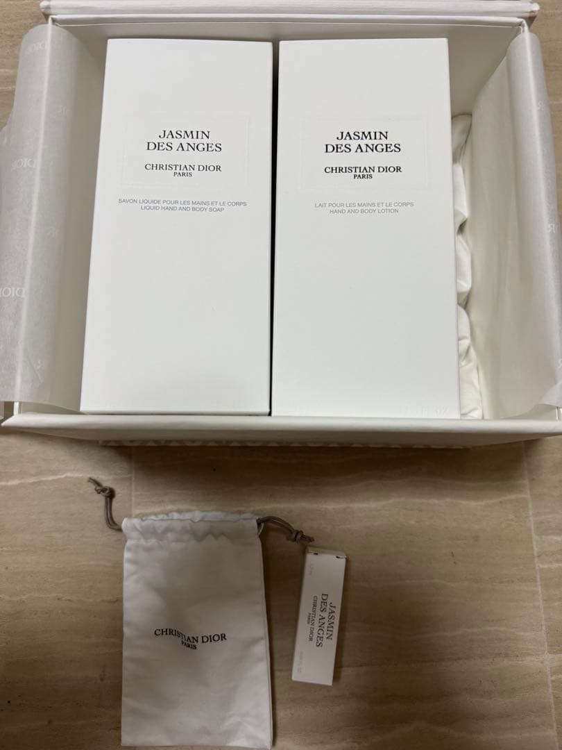 クリスチャン・ディオールのジャスミン・デ・アンジュ、2本セット日本限定