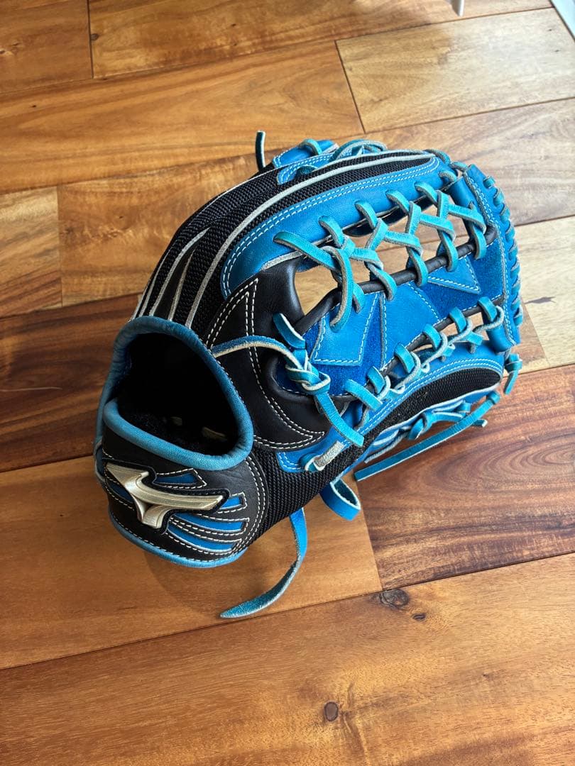 ミズノ グローバルエリート　軟式　外野　オーダー