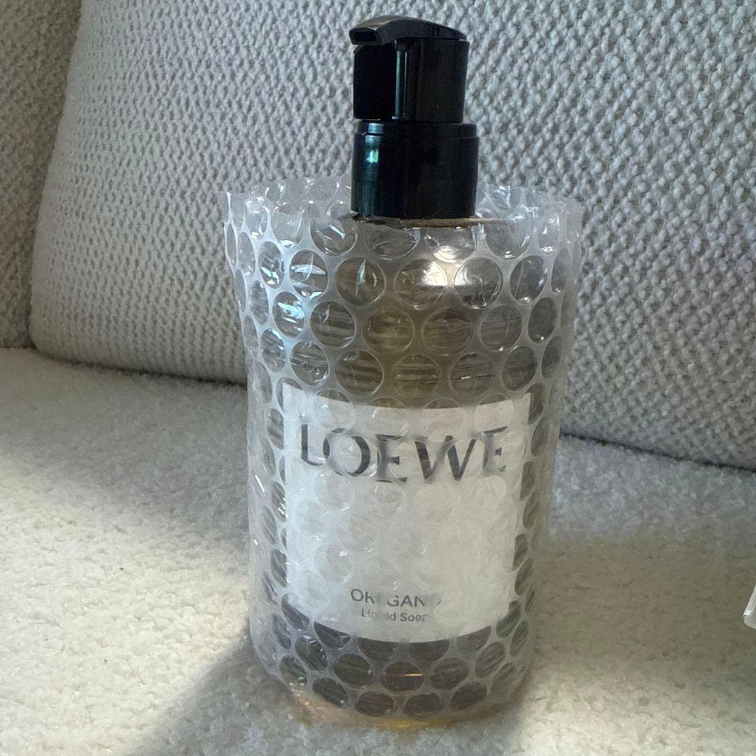 新品未使用　LOEWE リキッドソープ オレガノ　ギフトバッグ付き