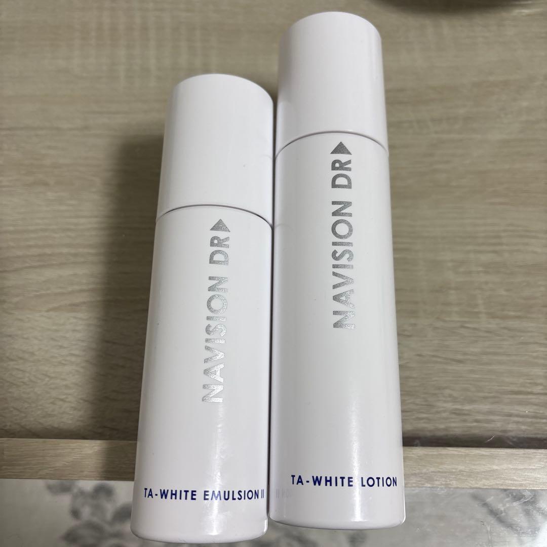 NAVISION DR TA-WHITE エマルジョン・ローションセット
