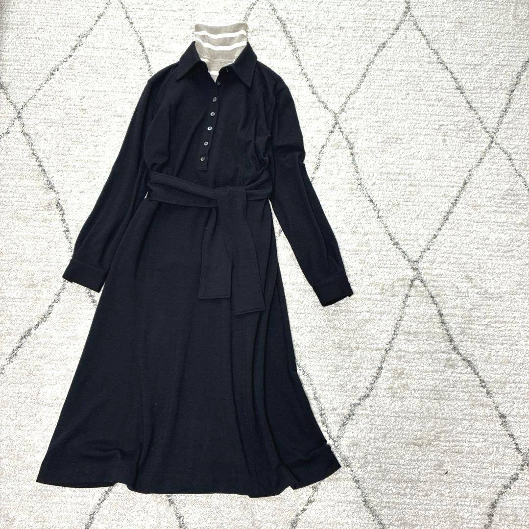 DAMA collection 長袖襟付き　ウールワンピース　黒