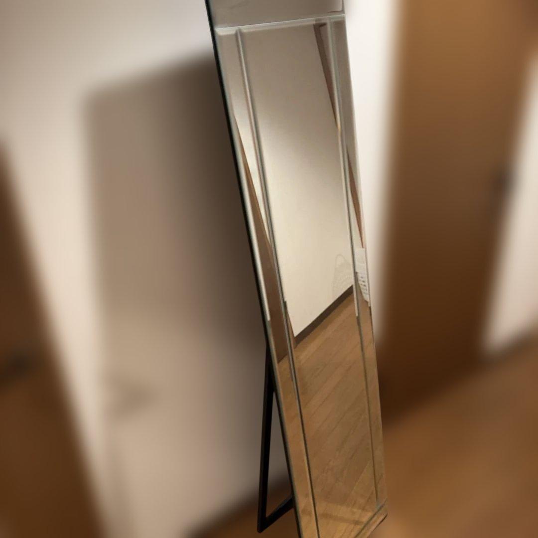 姿見　スタンドミラー　大塚家具　シンプル