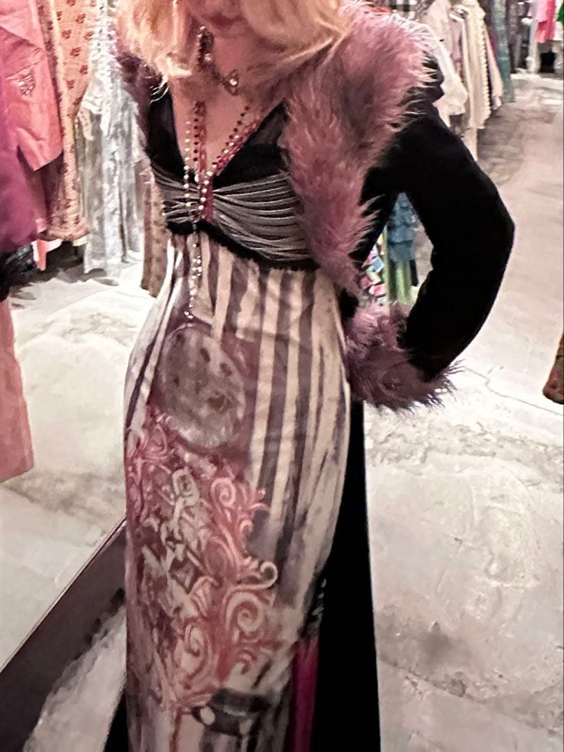 save the queen ワンピース