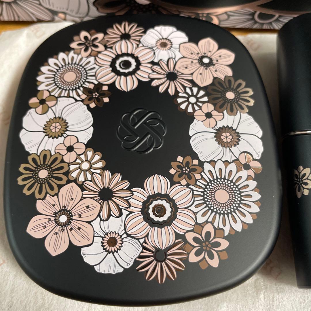 コスメデコルテ エターナル ブルーム コレクション クリスマスコフレ2025