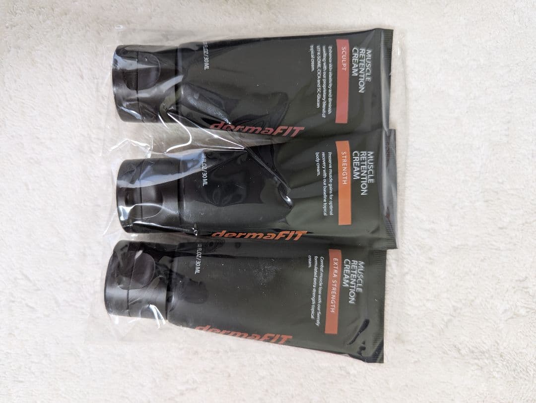 【新品】dermaFIT マッスルリテンションクリーム 3本セット＋おまけ付き