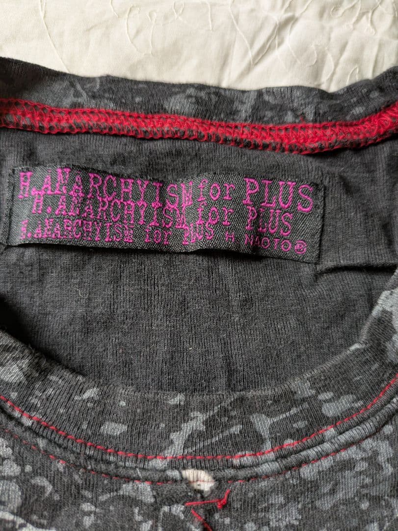 お値下げ中　Anarchy is for Plus グラフィックTシャツ 半袖
