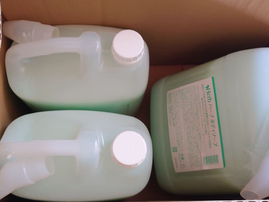 フェニックス/ボディソープ/業務用/フルーティーフローラル　Herb　ノズル付