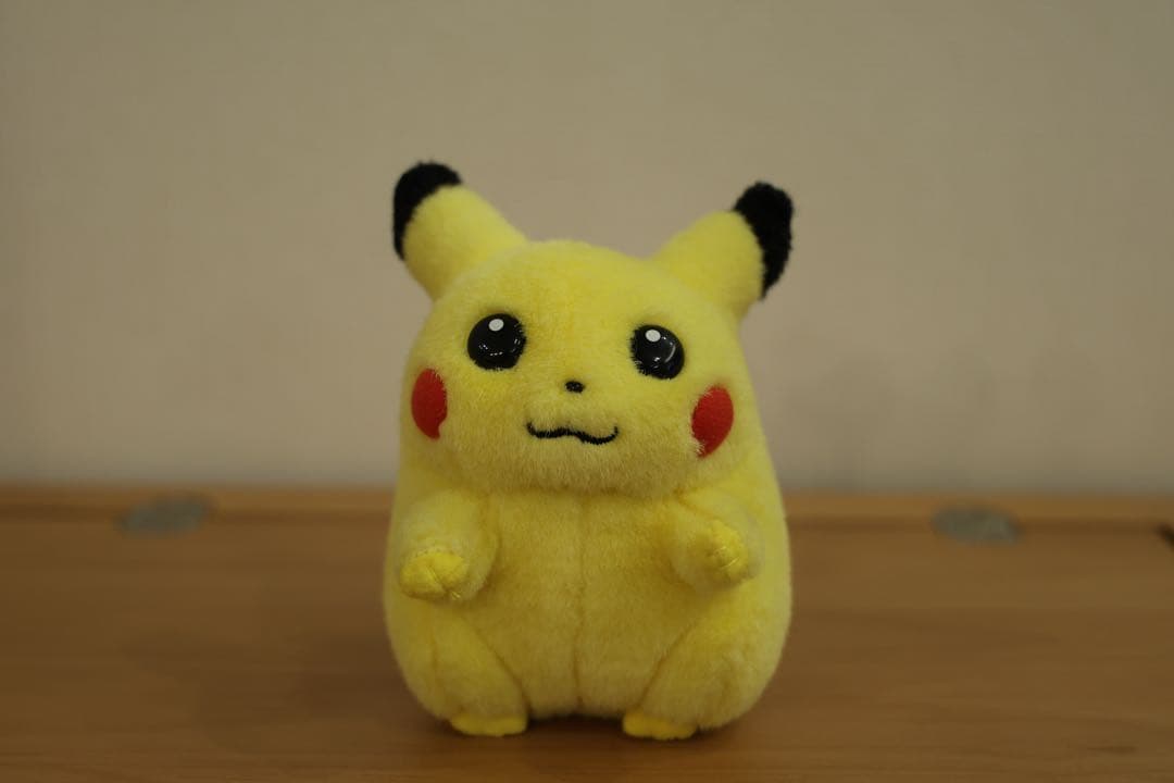 ポケモン TOMY ピカチュウ ぬいぐるみ 初期ピカ①