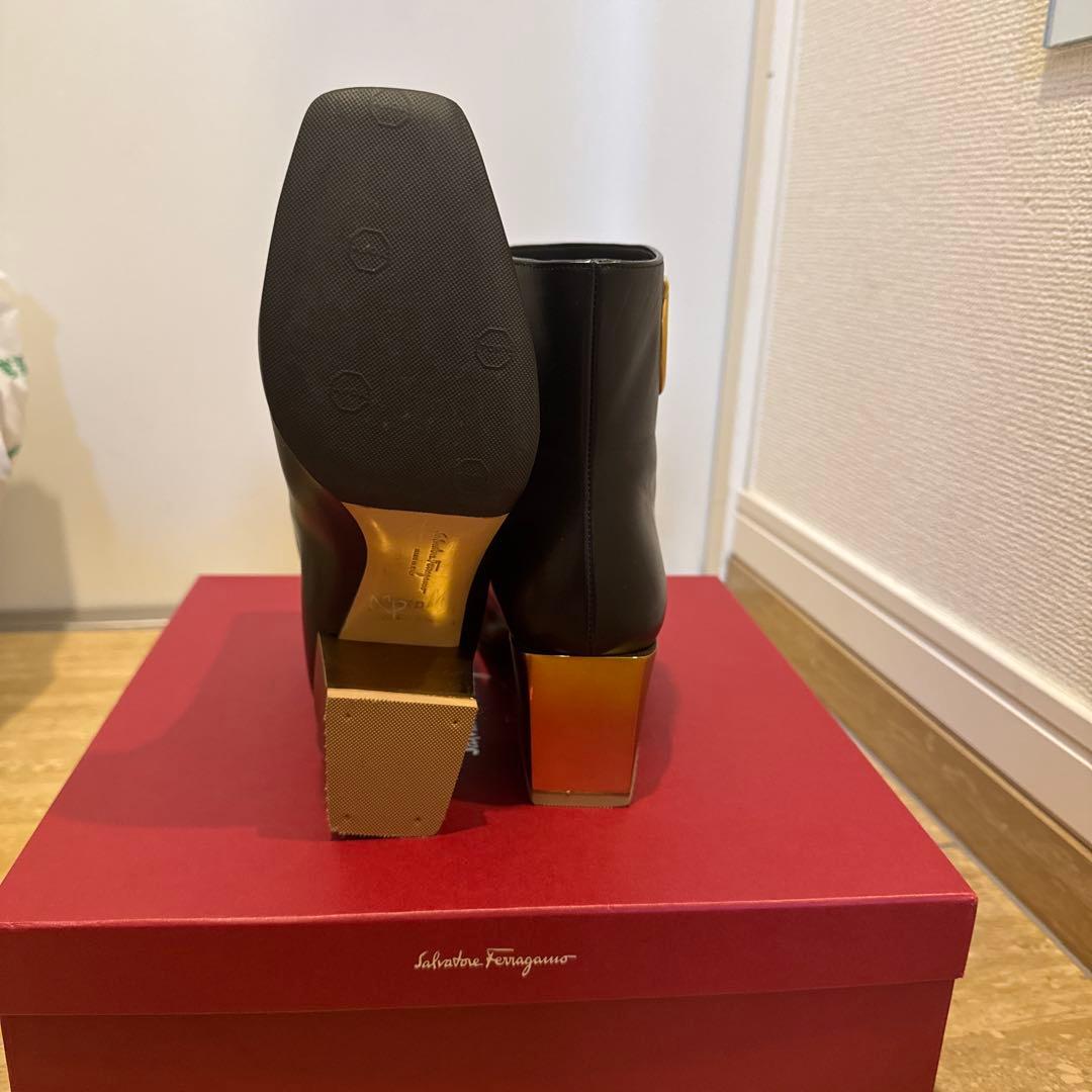 Salvatore Ferragamo ALBIANO ブーツ 5cmヒール