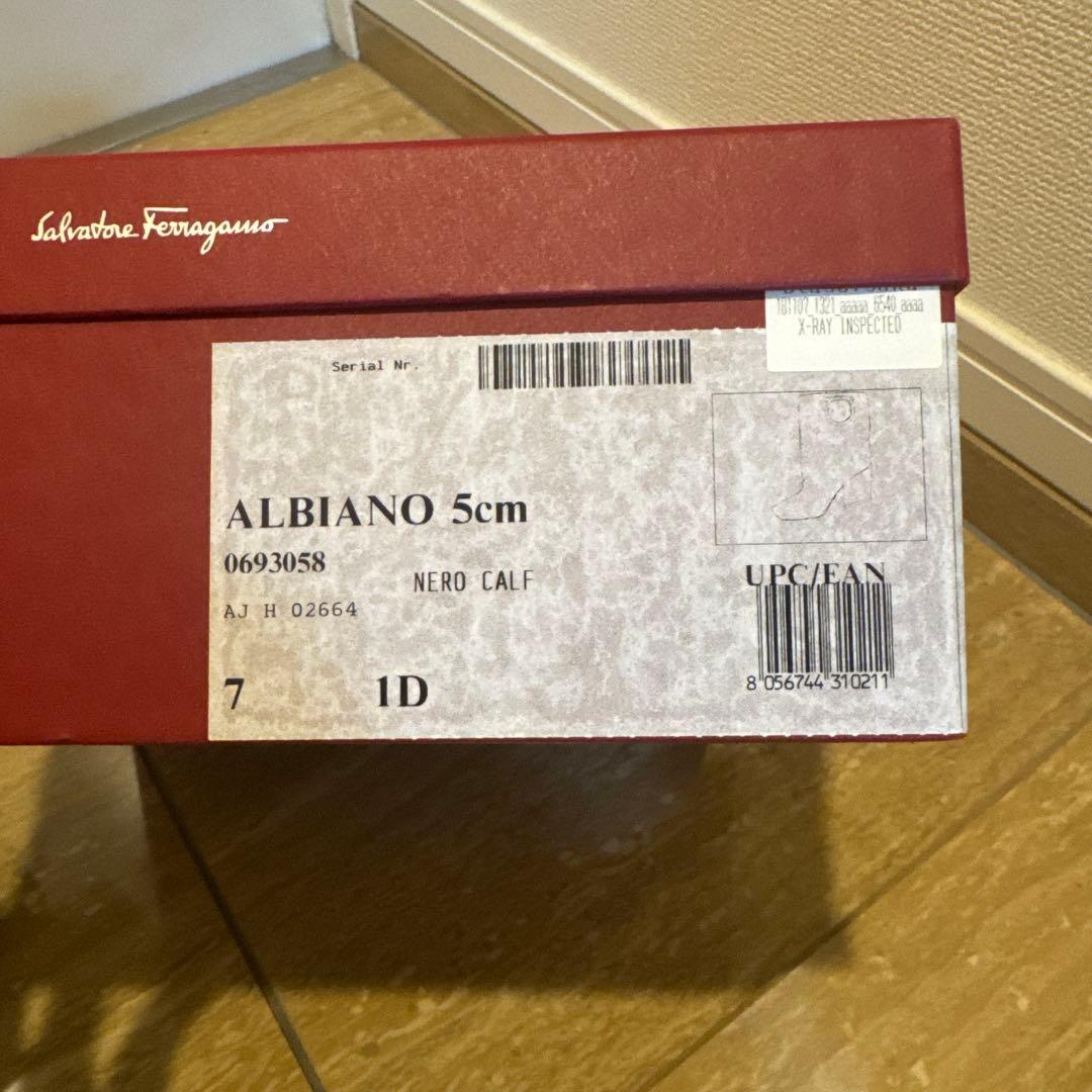 Salvatore Ferragamo ALBIANO ブーツ 5cmヒール
