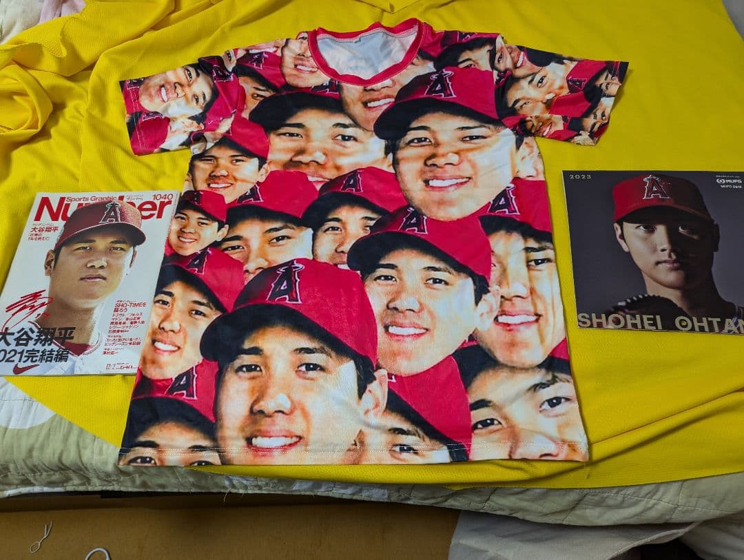 大谷翔平 顔顔Ｔシャツ カレンダーと本