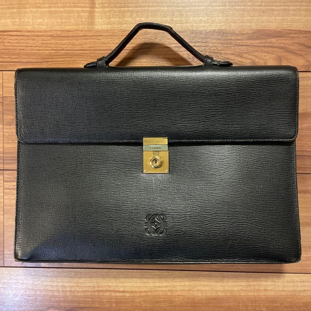 LOEWE ブラック ビジネスバッグ