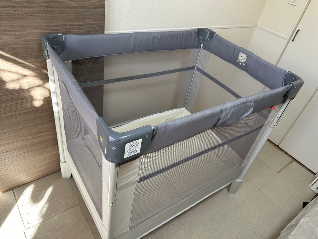 マットレス付き！アップリカ ココネルエアーABベビーベッド グレーベアー