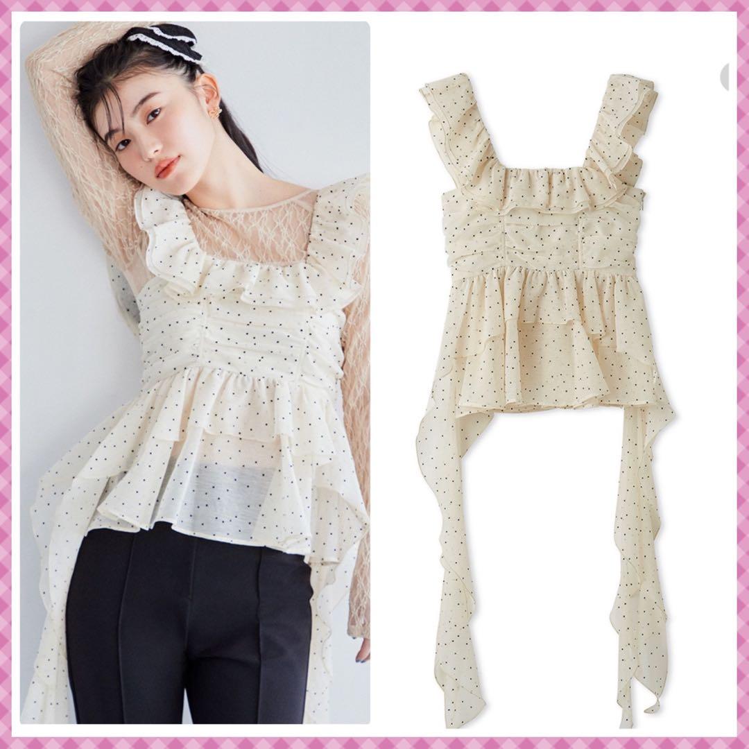 LILY BROWN（リリー ブラウン） ペプラムフリルトップス♥️新品タグ付き✨