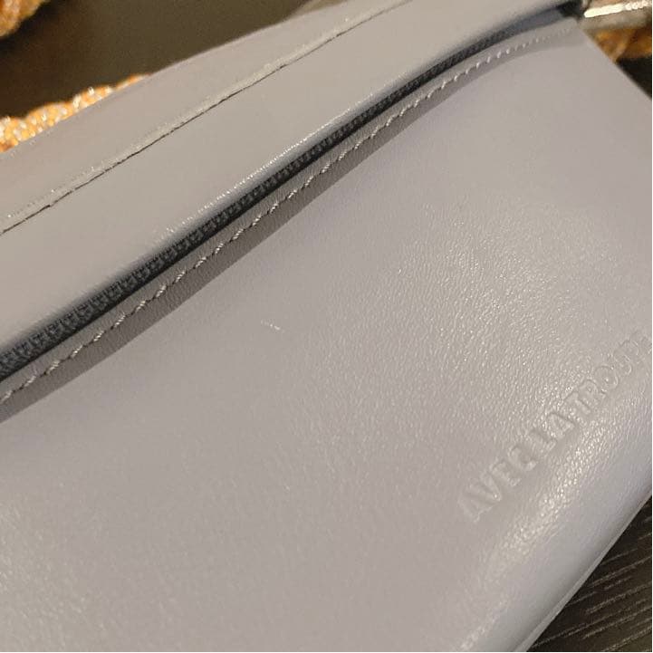 AVEC LA TROUPE × STUNNINGLURE ボディバッグ