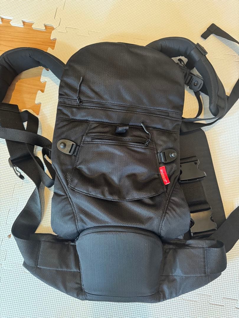 アンジェレッテ ベビーキャリア オン ブラック 抱っこ紐