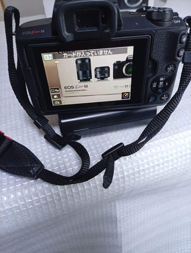 CANON Kiss M Wレンズ 15-45mm　55-200mm 美品箱付!