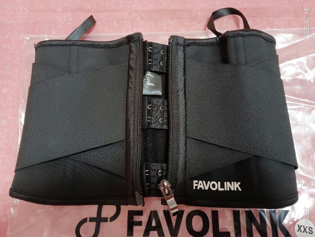 安井友梨監修FAVOLINK ブラック XXS EXCEED SHORT