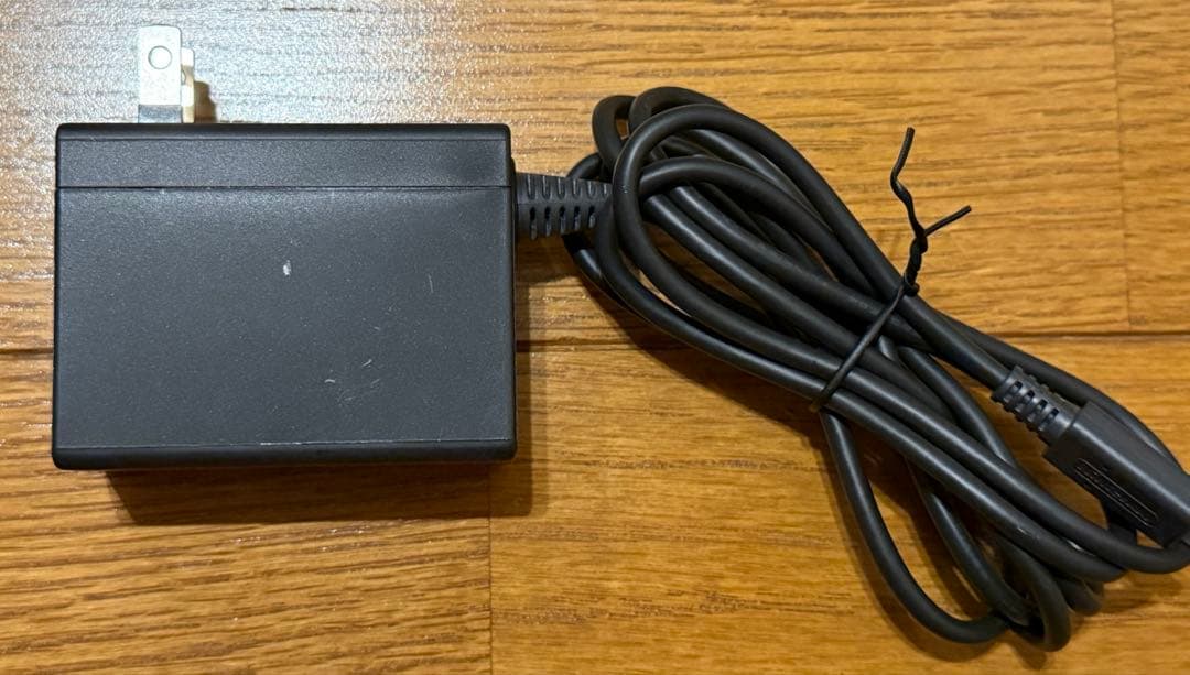 Nintendo Switch Lite コーラルピンク　箱・充電器付き