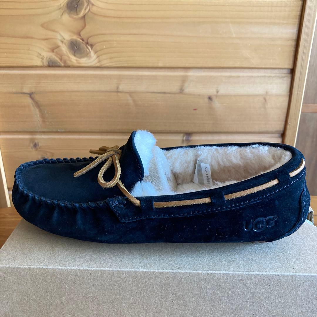 【Chi-⭐︎】【新品】UGG DAKOTA ダコタ 24cm(US7) 黒