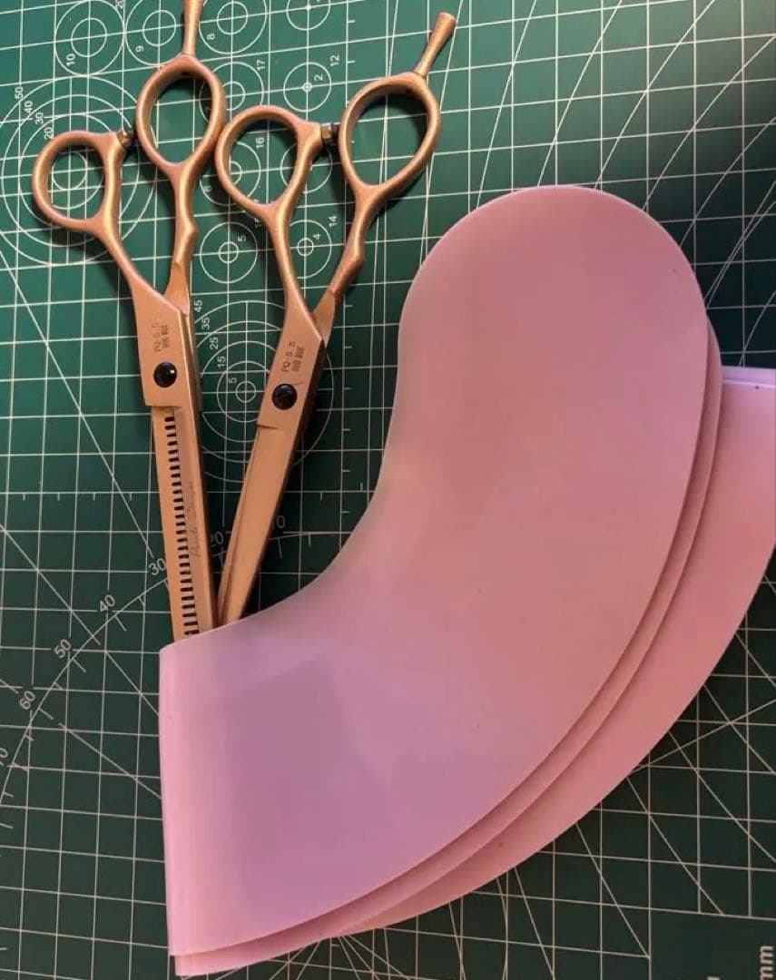 プロ仕様理容用日本製ステンレスシザーズすきバサミ2本シリコンネックトリマーの三点