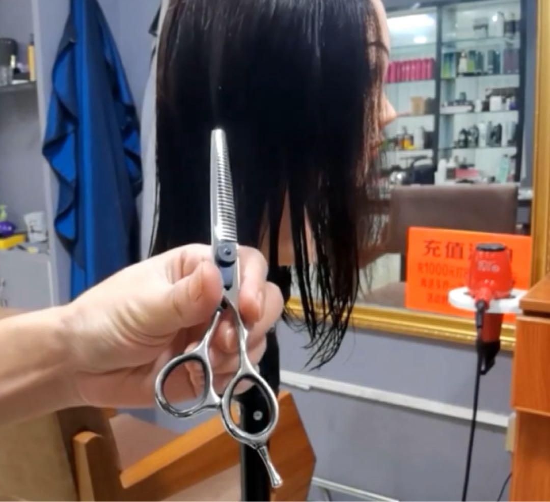 プロ仕様理容用日本製ステンレスシザーズすきバサミ2本シリコンネックトリマーの三点