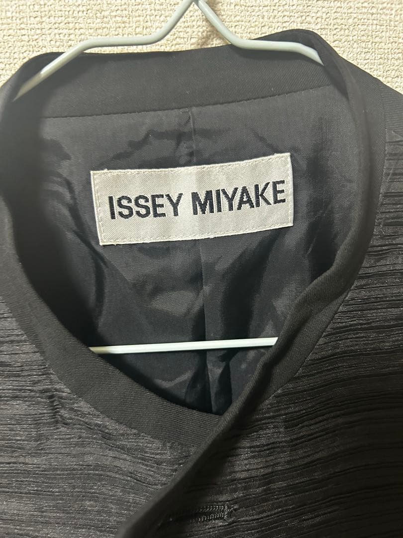 ジャケット・アウター ISSEY MIYAKE MAO COLLAR PLEATS JACKET