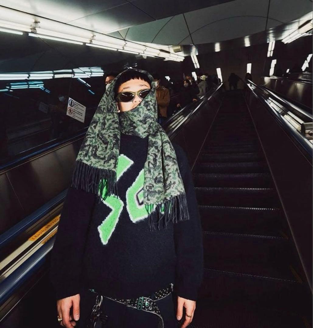 トップス Fluffy Knit Sweater Special Guest kk