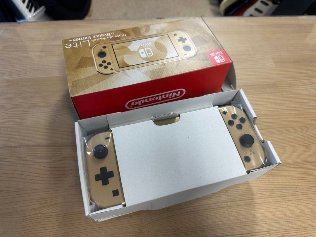 Nintendo Switch Lite ハイラルエディション 新品 外箱状態×