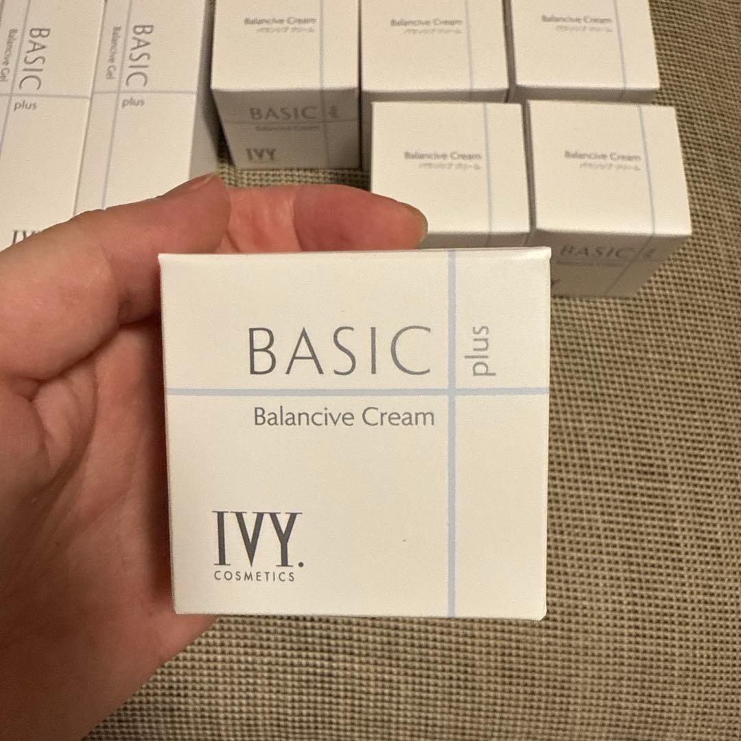 IVY BASIC plus 乳液ジェル3本+クリーム6個