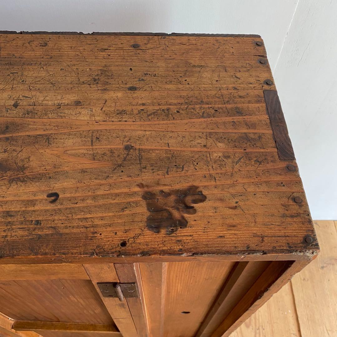 アンティーク チェスト 棚 本棚 食器棚 無垢材 z857