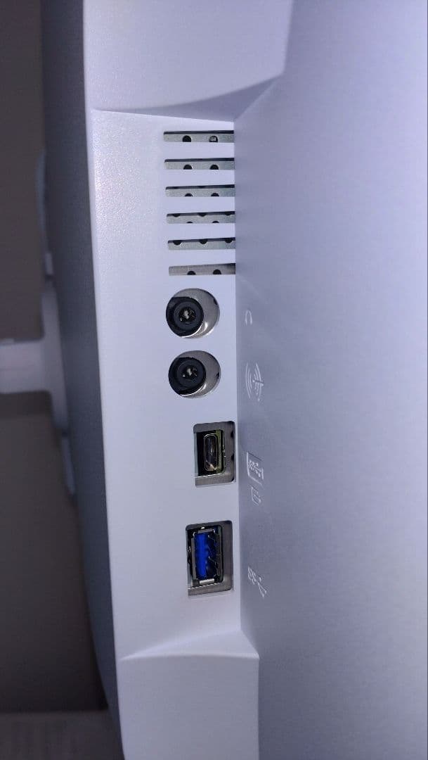 ディスプレイ・モニター本体 EIZO FlexScan EV3240X-WT