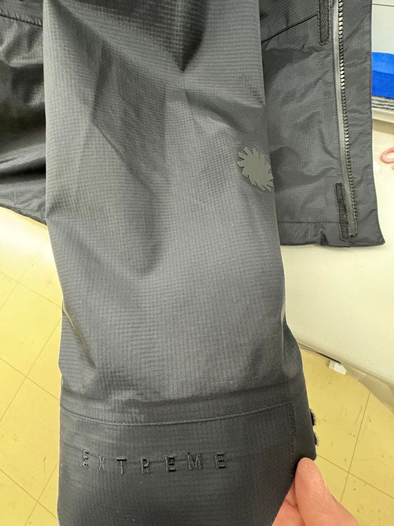 スノボーウェア　上下セット　新品未使用　pray design