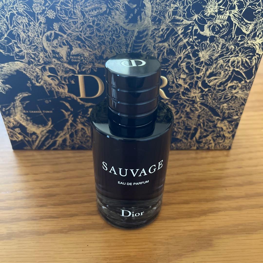 Dior Sauvage Eau de Parfum ソヴァージュ