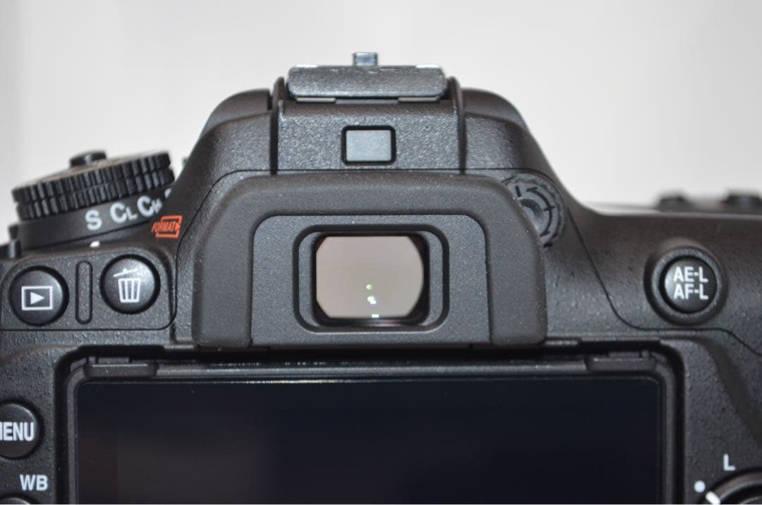 滅多にないシャッター数699回以下 Nikon D7500☆Wi-Fi搭載